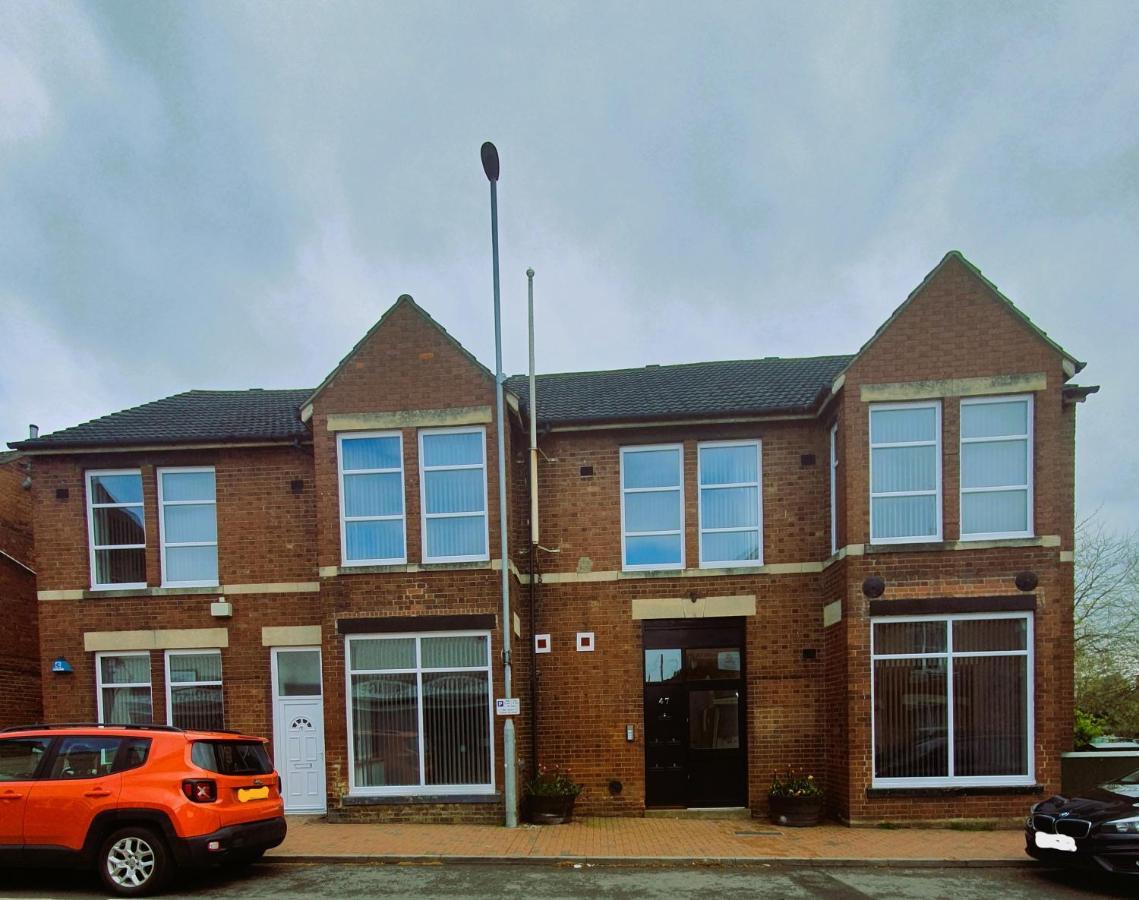 1 & 2 Bed Apartments - Desborough, Kettering, Cosy, Parking, Family, Wifi Extérieur photo